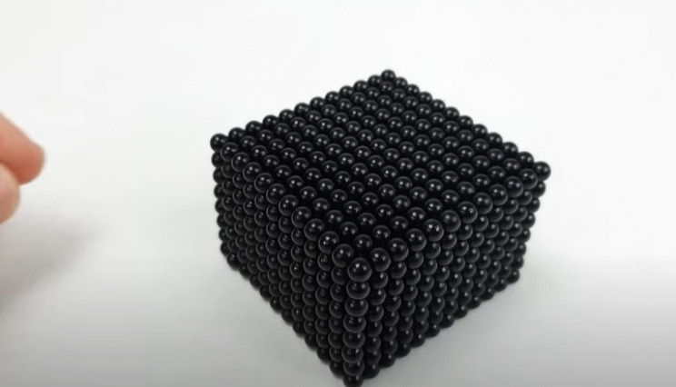 magnetic r2d2 stack