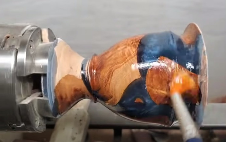 diy vase varnish