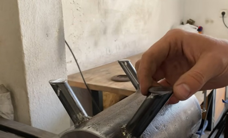 diy outdoor grill legs caps