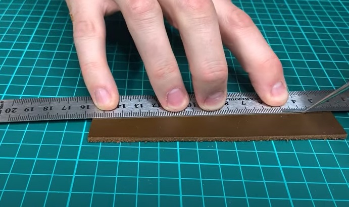 diy leather belt bisect line