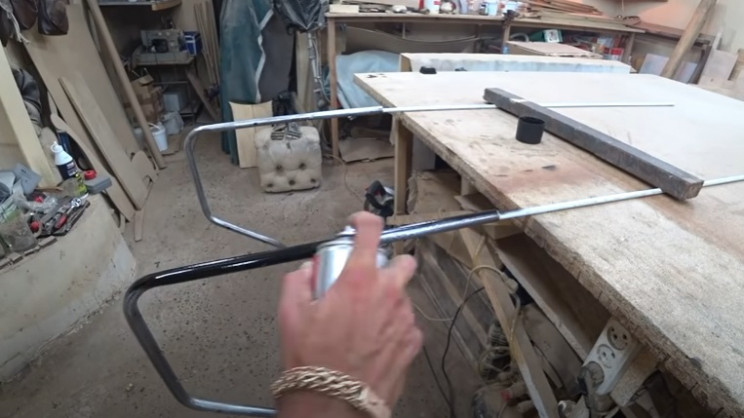 diy restore rocking chair spray paint