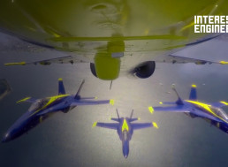 You Have to See to Believe These Fighter Pilots Fly In Aerobatic Displays