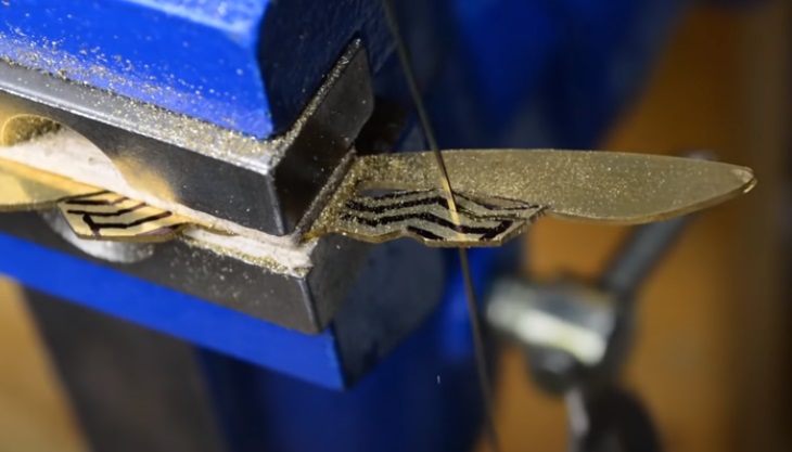 nut and bolt wasp seperate legs