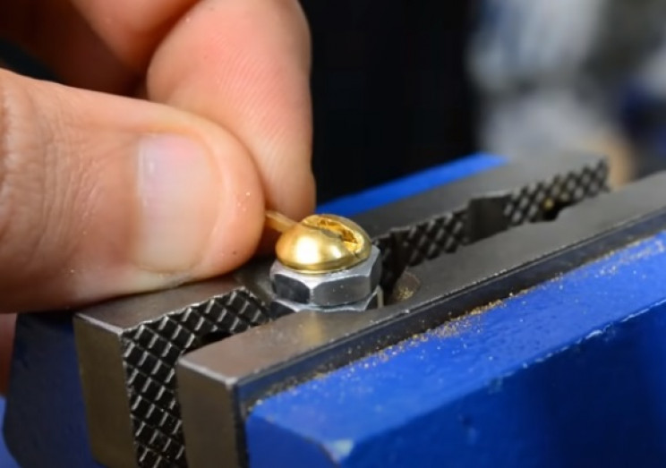 nut and bolt head antennae