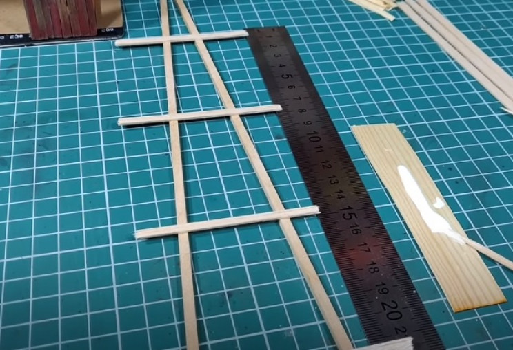 diy zombie diorama balsa joists