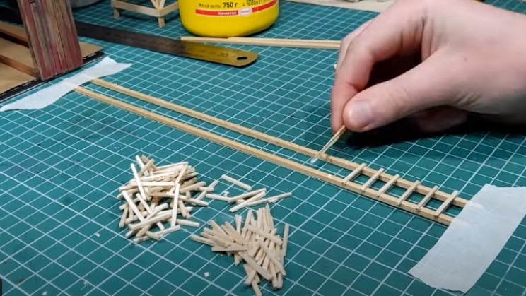 diy zombie diorama model ladders