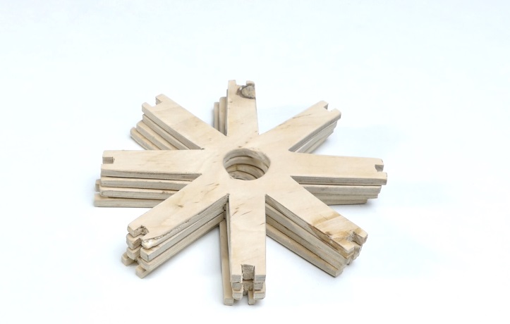 diy rubberband machine gun spokes
