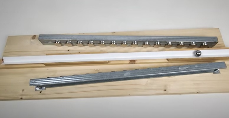 magnet accelerator v-shape