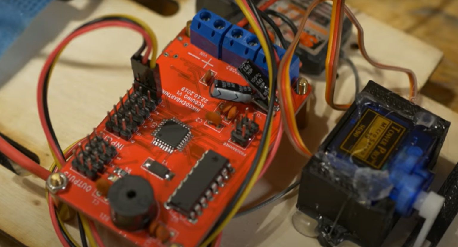 RC cybertruck PCB