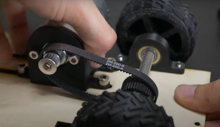 DIY RC cybertruck main drivechain