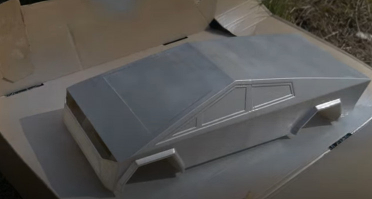 DIY RC cybertruck paint