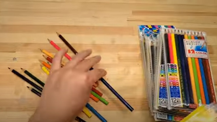 diy pencil vase pencils