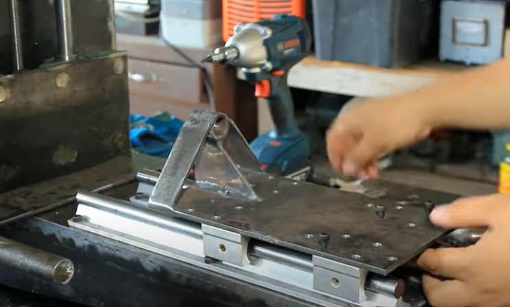 diy drill motor plate