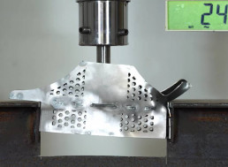 Steel Bridges Tested With Hydraulic Press to See Which Is the Sturdiest