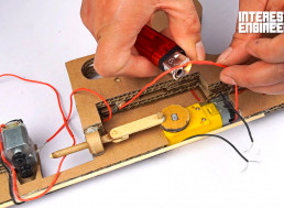 Here's How to Make 'Tommy' Machine Gun Out of Cardboard