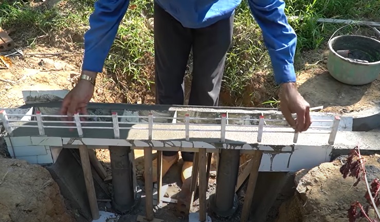 diy water bridge fence