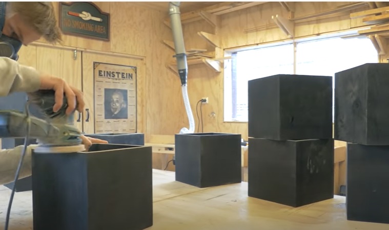 diy transforming bookshelf sand boxes