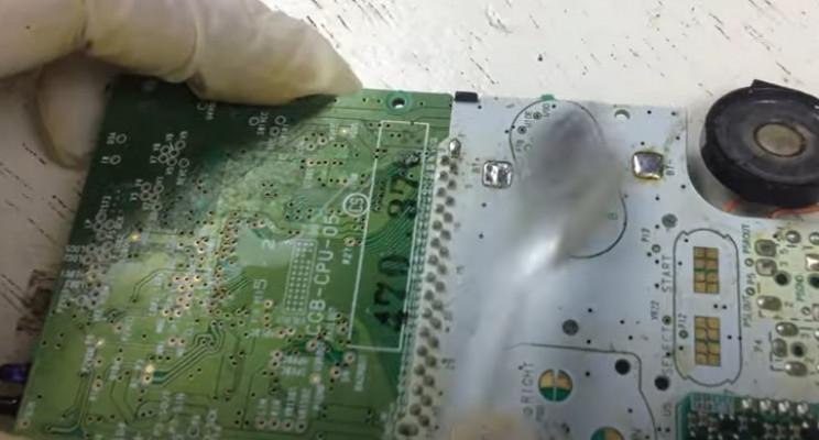 gameboy clean board