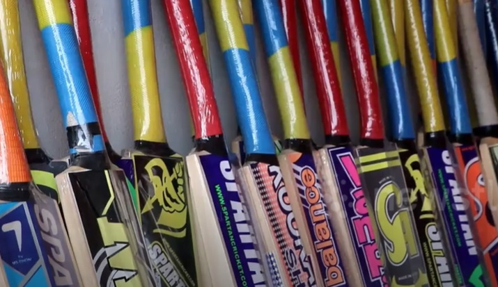 making cricket bats complete