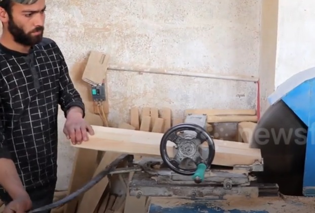 making a cricket bat v shape