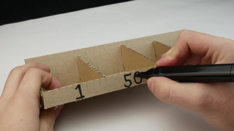 Get your coins in order fast with this DIY coin sorting machine Get your coins in order fast with this DIY coin sorting machine