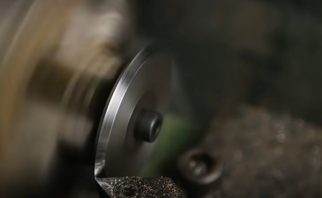 diy rotary cutter cutting edge