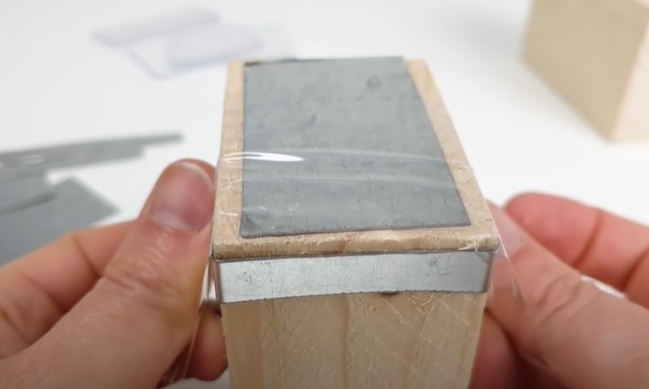 magnetic train wooden blocks