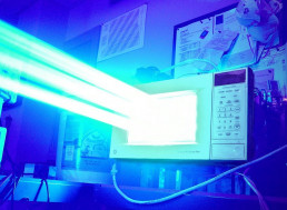 A Man Just Transformed His Microwave Into A 700-W Laser Oven
