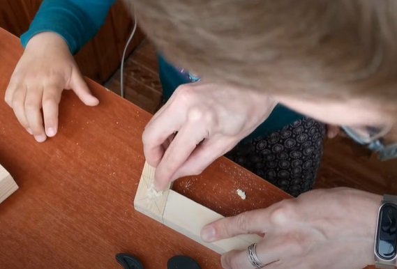 diy floating table fill holes
