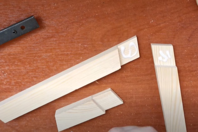 diy floating table glue pieces