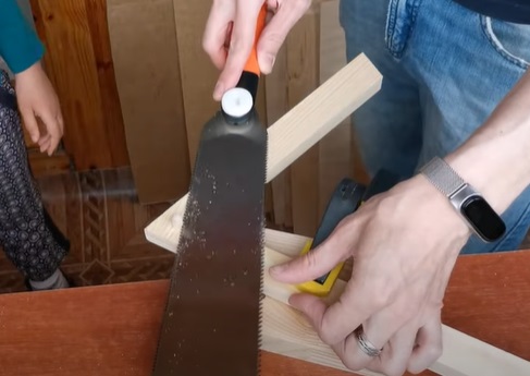 diy floating table trim dowels