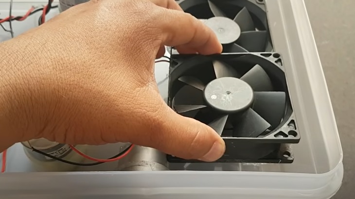 diy rc floor cleaner fans