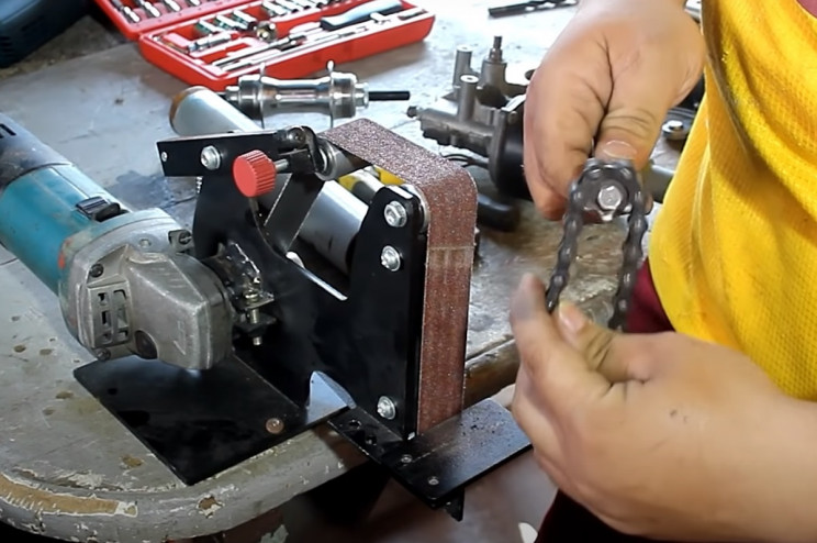 wiper winch chain