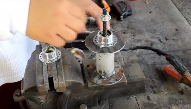 wiper winch hubs