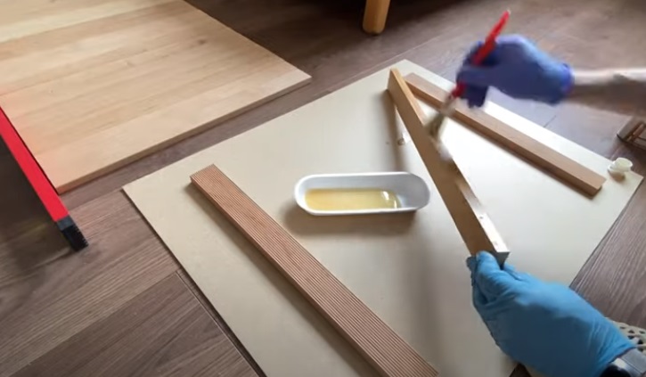 diy floating desk bottom slats