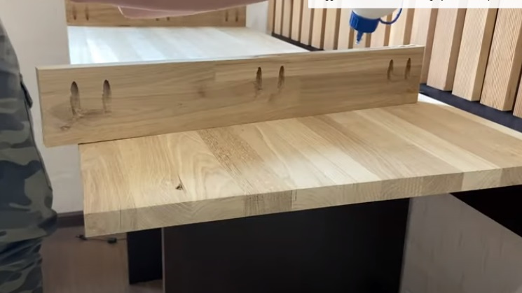 diy floating desk pocket holes