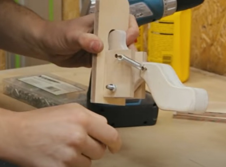 diy oreo dispenser lever mechanism