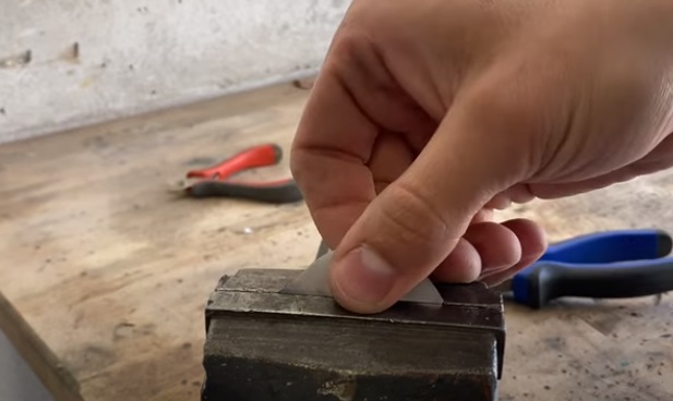 diy steel rose bend leaves