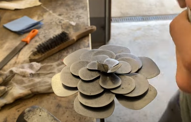 diy steel rose bend petals