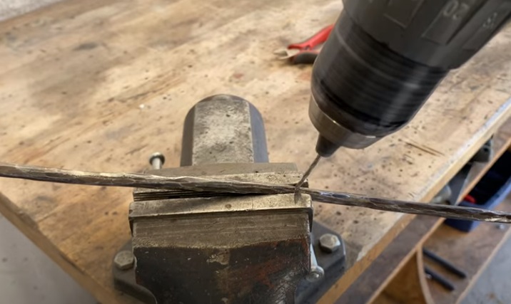 diy steel rose leaves to main stem