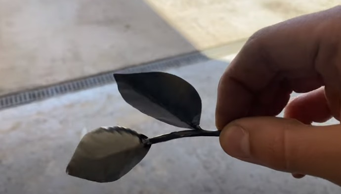 diy steel rose leaves to stem