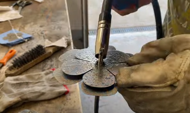 diy steel rose weld inner petals