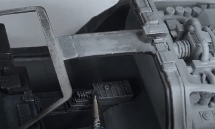 diy dmc-12 drybrushing silver