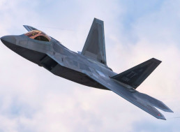 See What Happens When One F22 Takes on Five F15s