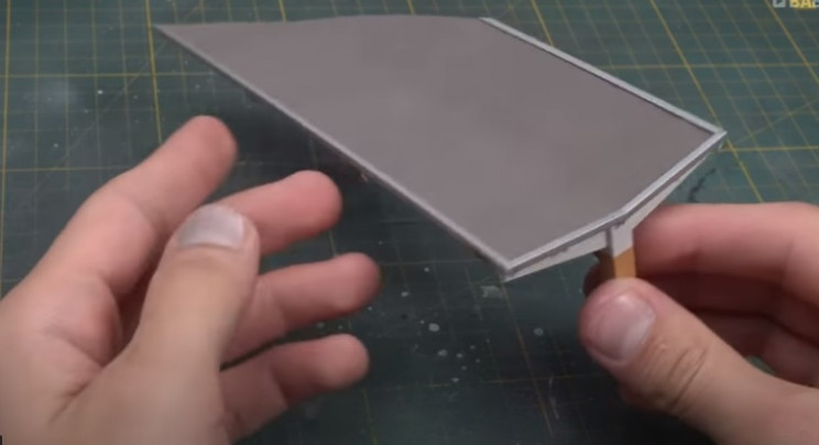 diy train diorama edging to roof