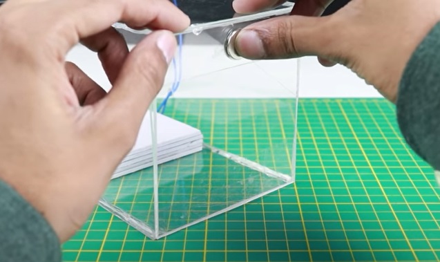 diy mouse trap door lock