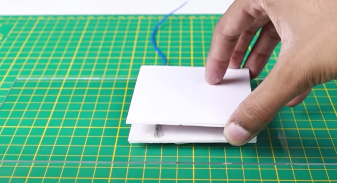 diy mousetrap glue trigger mechanism