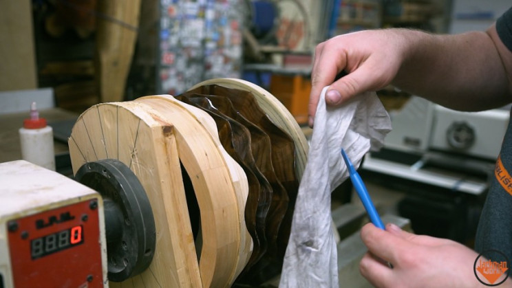 wood vase glue