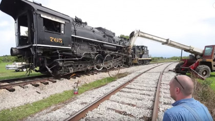 Watch a Team Rerail a Huge 200-Ton Steam Locomotive