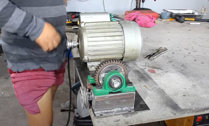 diy hoist motor and winch